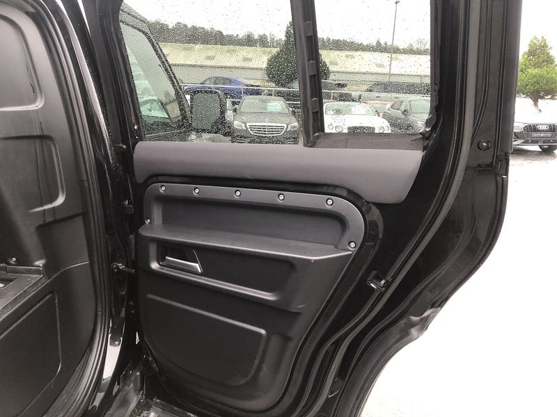 Land Rover Defender 110 D250 MHEV S - U1854