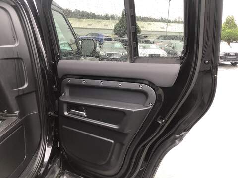 Land Rover Defender 110 D250 MHEV S - U1854