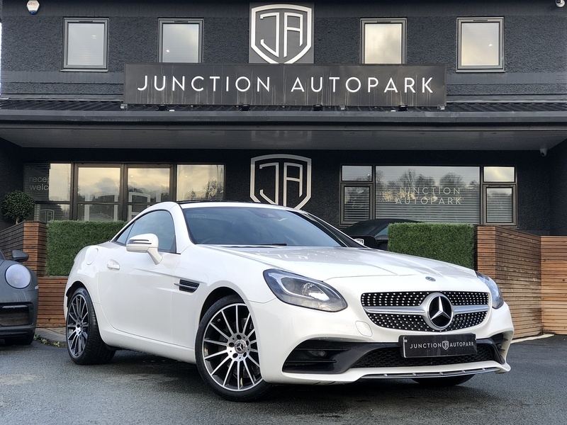 Mercedes-Benz SLC SLC300 AMG Line - U1871
