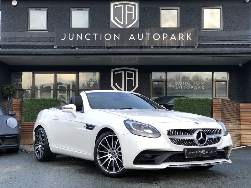 Mercedes-Benz SLC SLC300 AMG Line - U1871