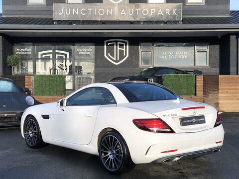 Mercedes-Benz SLC SLC300 AMG Line - U1871