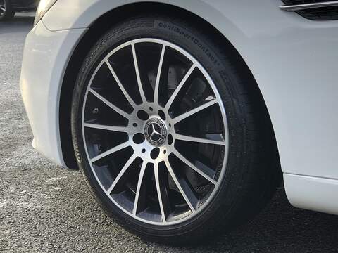 Mercedes-Benz SLC SLC300 AMG Line - U1871