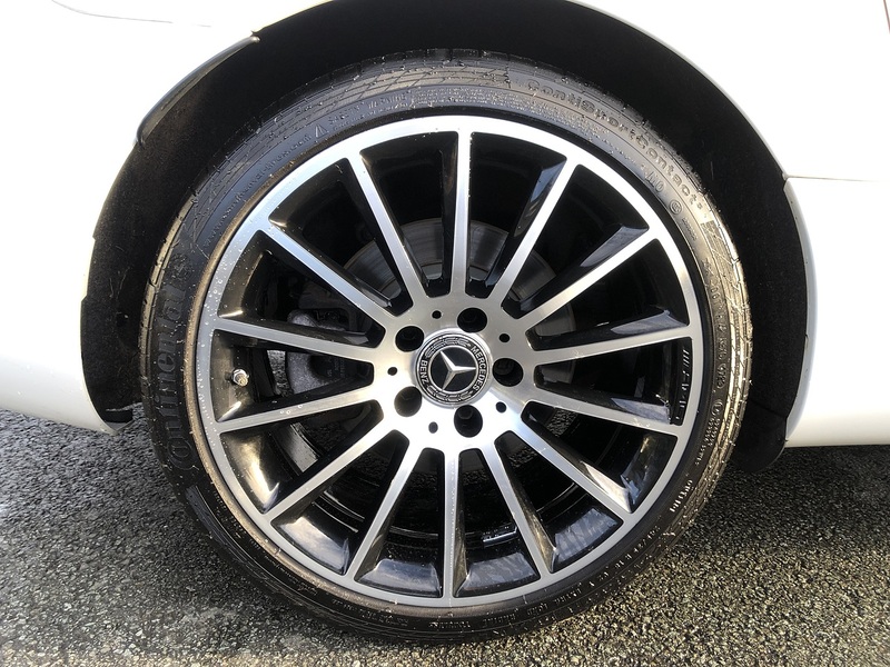 Mercedes-Benz SLC SLC300 AMG Line - U1871