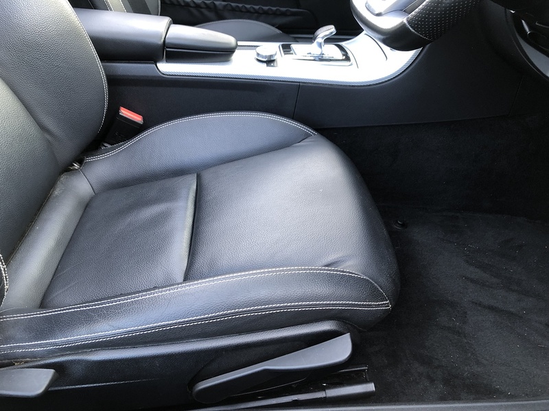 Mercedes-Benz SLC SLC300 AMG Line - U1871