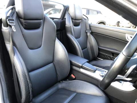 Mercedes-Benz SLC SLC300 AMG Line - U1871