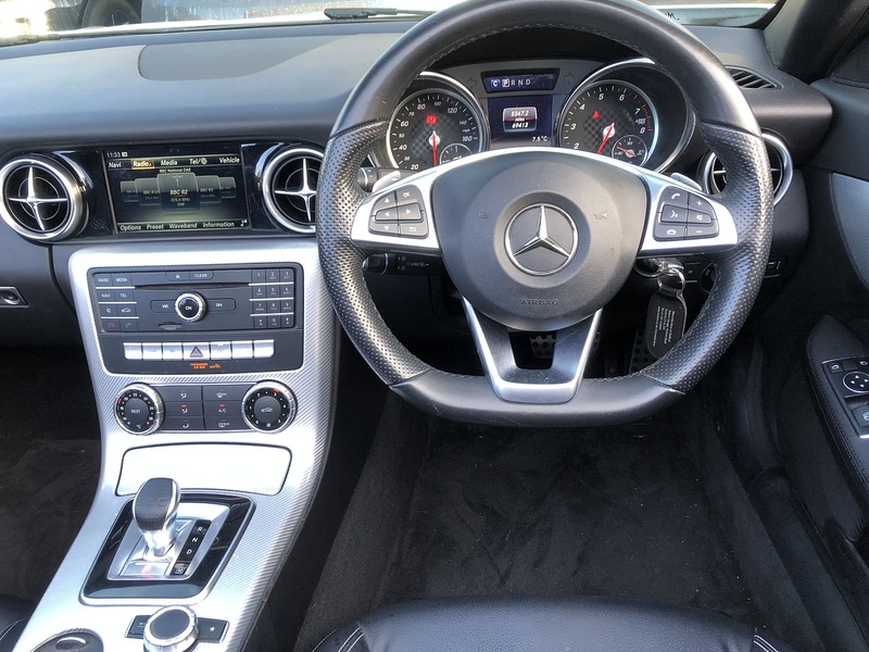 Mercedes-Benz SLC SLC300 AMG Line - U1871