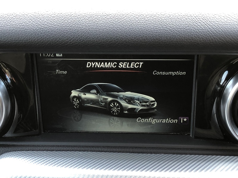 Mercedes-Benz SLC SLC300 AMG Line - U1871