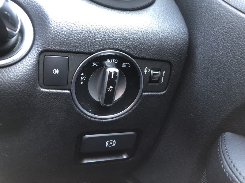 Mercedes-Benz SLC SLC300 AMG Line - U1871