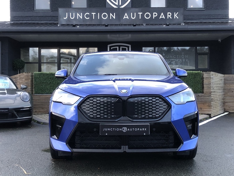 BMW iX2 30 M Sport - U1872