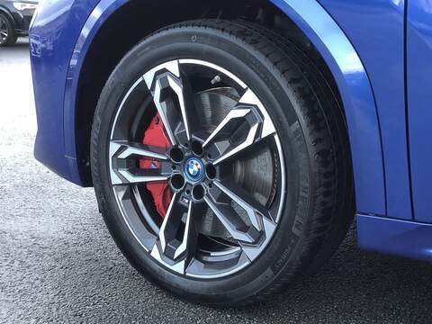 BMW iX2 30 M Sport - U1872