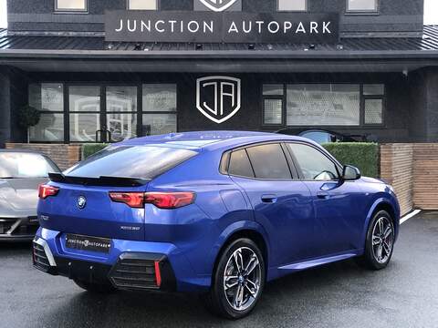 BMW iX2 30 M Sport - U1872