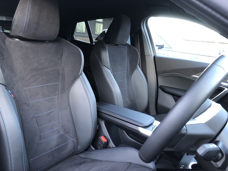 BMW iX2 30 M Sport - U1872