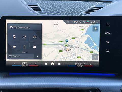 BMW iX2 30 M Sport - U1872