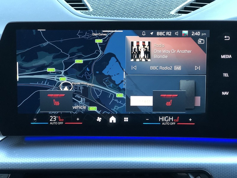 BMW iX2 30 M Sport - U1872