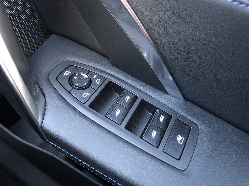 BMW iX2 30 M Sport - U1872