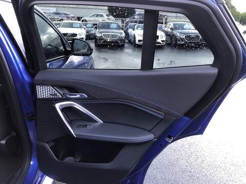 BMW iX2 30 M Sport - U1872