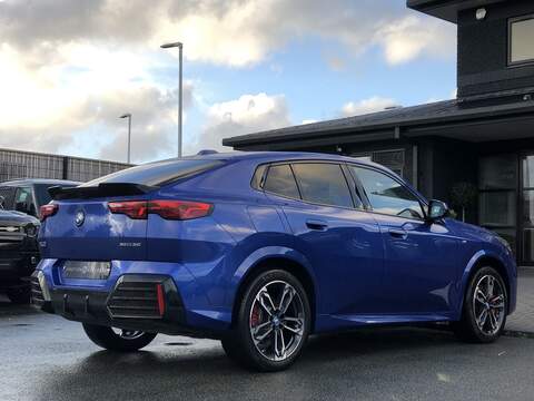 BMW iX2 30 M Sport - U1872