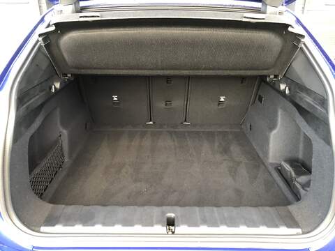 BMW iX2 30 M Sport - U1872