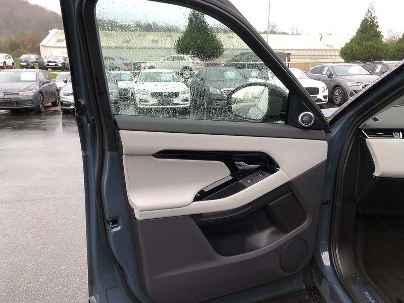 Land Rover Range Rover Evoque D200 MHEV Dynamic SE - U1874