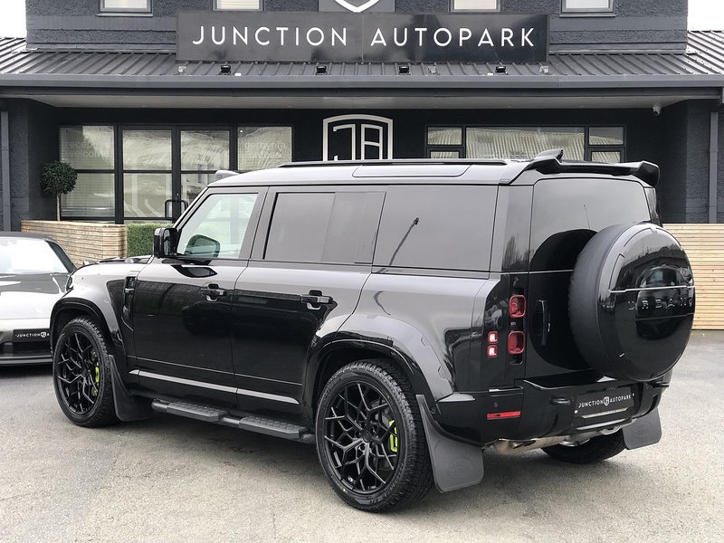 Land Rover Defender 110 D300 MHEV X-Dynamic HSE - U1881