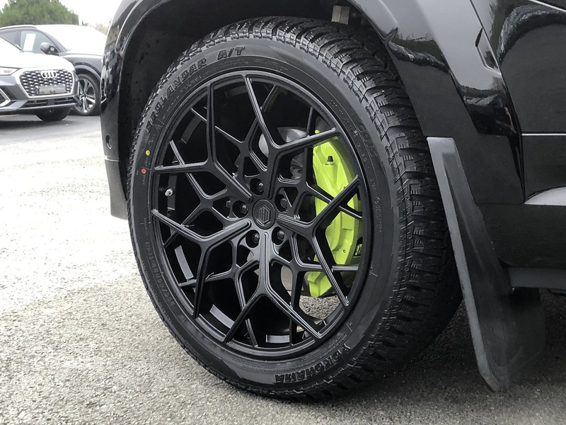 Land Rover Defender 110 D300 MHEV X-Dynamic HSE - U1881