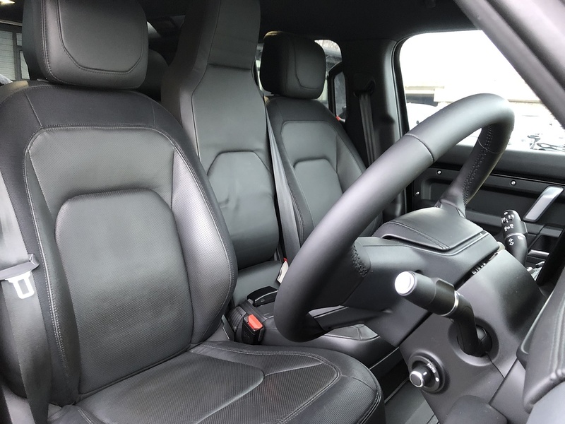 Land Rover Defender 110 D300 MHEV X-Dynamic HSE - U1881