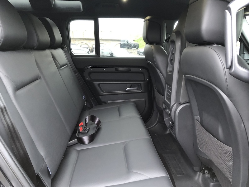 Land Rover Defender 110 D300 MHEV X-Dynamic HSE - U1881