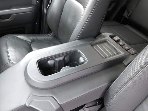 Land Rover Defender 110 D300 MHEV X-Dynamic HSE - U1881