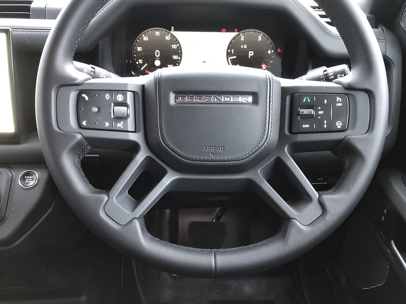 Land Rover Defender 110 D300 MHEV X-Dynamic HSE - U1881