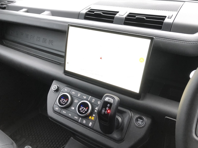 Land Rover Defender 110 D300 MHEV X-Dynamic HSE - U1881