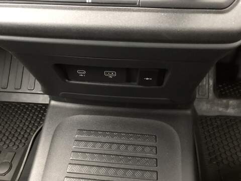 Land Rover Defender 110 D300 MHEV X-Dynamic HSE - U1881