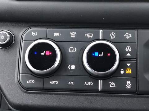 Land Rover Defender 110 D300 MHEV X-Dynamic HSE - U1881