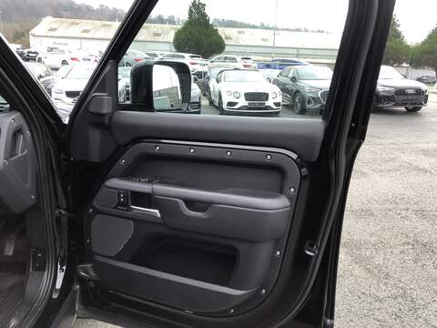 Land Rover Defender 110 D300 MHEV X-Dynamic HSE - U1881