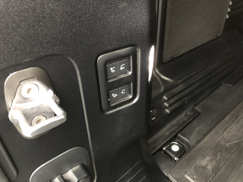 Land Rover Defender 110 D300 MHEV X-Dynamic HSE - U1881