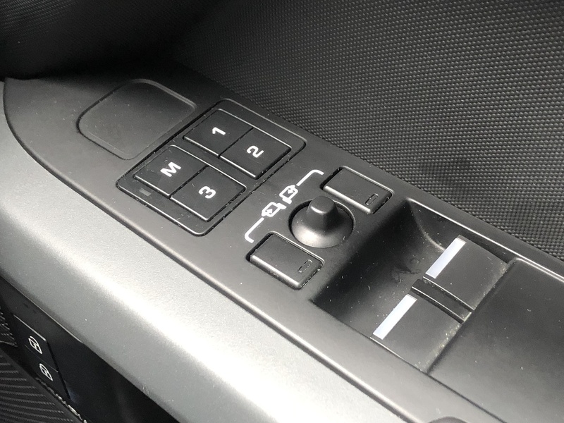 Land Rover Defender 110 D300 MHEV X-Dynamic HSE - U1881