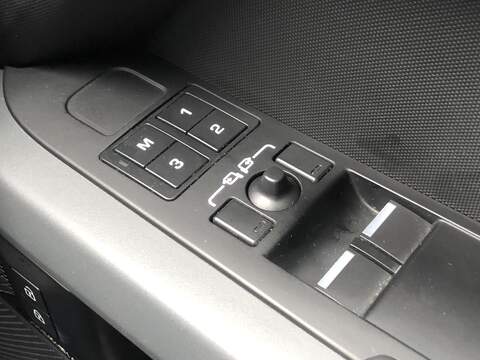 Land Rover Defender 110 D300 MHEV X-Dynamic HSE - U1881