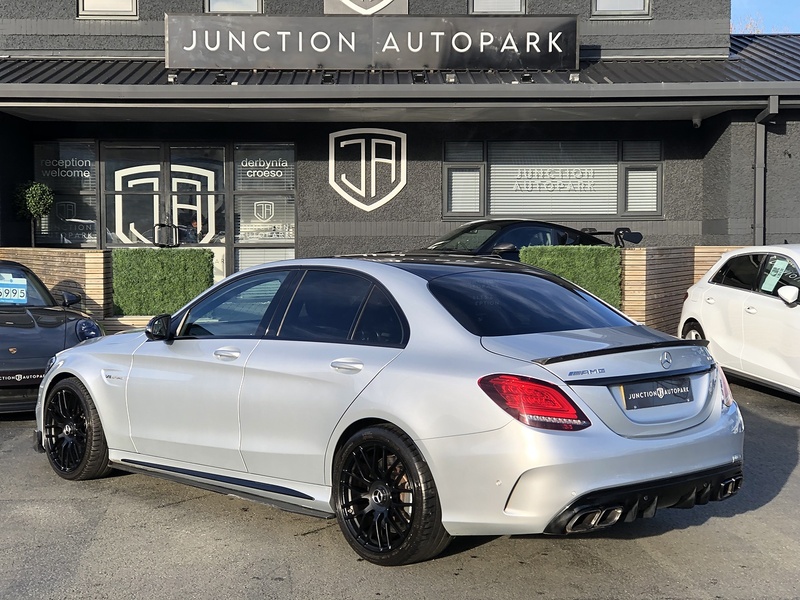 Mercedes-Benz C Class C63 V8 BiTurbo AMG - U1886