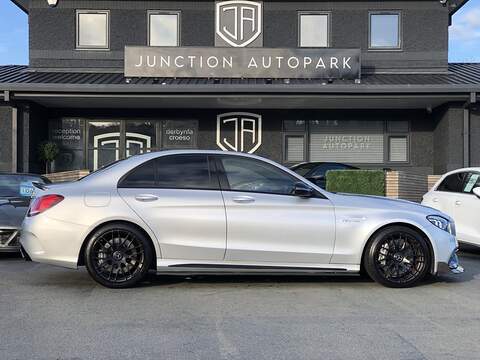 Mercedes-Benz C Class C63 V8 BiTurbo AMG - U1886