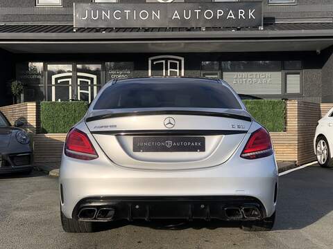Mercedes-Benz C Class C63 V8 BiTurbo AMG - U1886