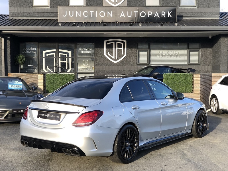 Mercedes-Benz C Class C63 V8 BiTurbo AMG - U1886