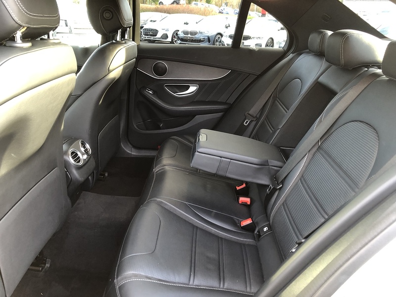 Mercedes-Benz C Class C63 V8 BiTurbo AMG - U1886