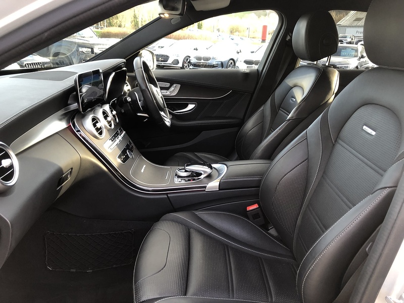 Mercedes-Benz C Class C63 V8 BiTurbo AMG - U1886