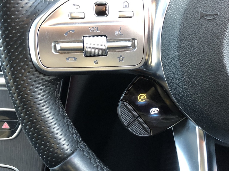 Mercedes-Benz C Class C63 V8 BiTurbo AMG - U1886