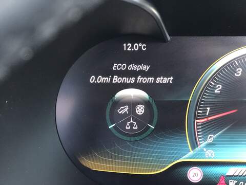 Mercedes-Benz C Class C63 V8 BiTurbo AMG - U1886