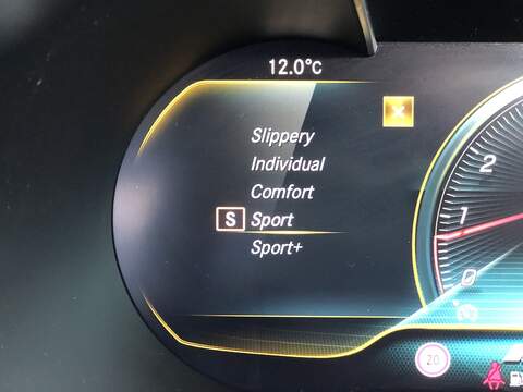 Mercedes-Benz C Class C63 V8 BiTurbo AMG - U1886