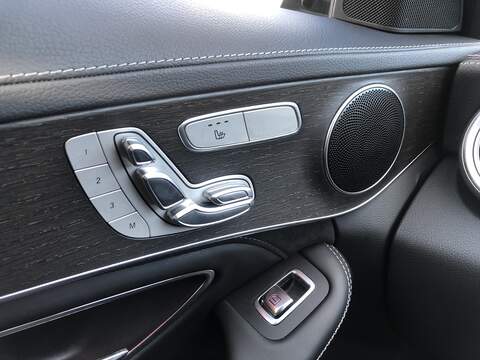 Mercedes-Benz C Class C63 V8 BiTurbo AMG - U1886