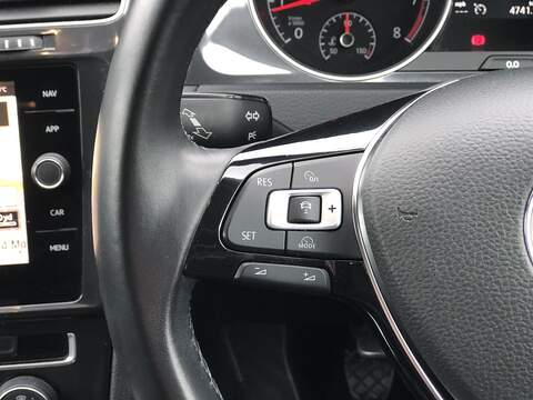 Volkswagen Golf TSI BlueMotion Tech SE Nav - U1887