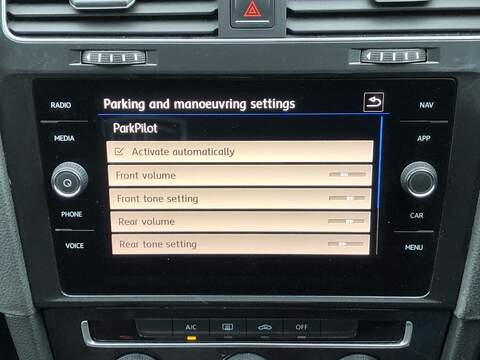 Volkswagen Golf TSI BlueMotion Tech SE Nav - U1887