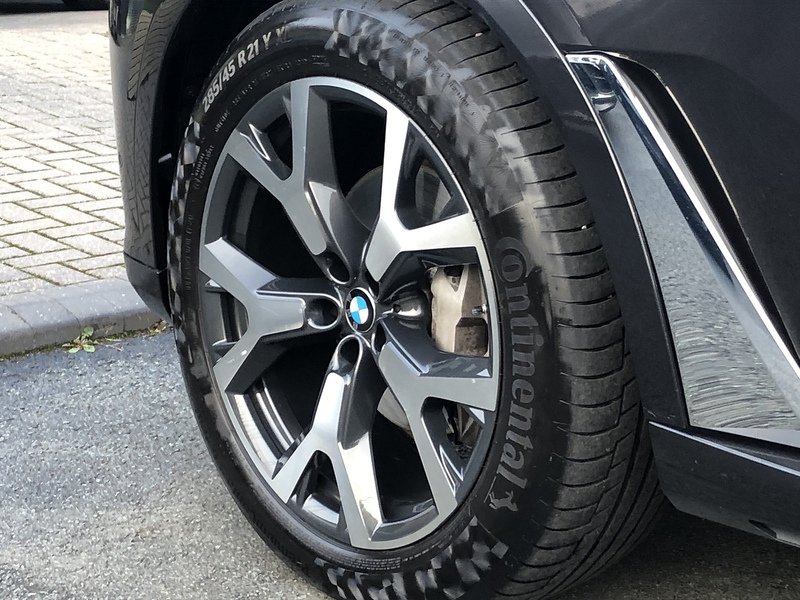 BMW X7 30d - U1892