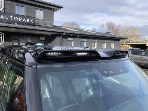 Land Rover Defender 110 D250 MHEV S - U1895